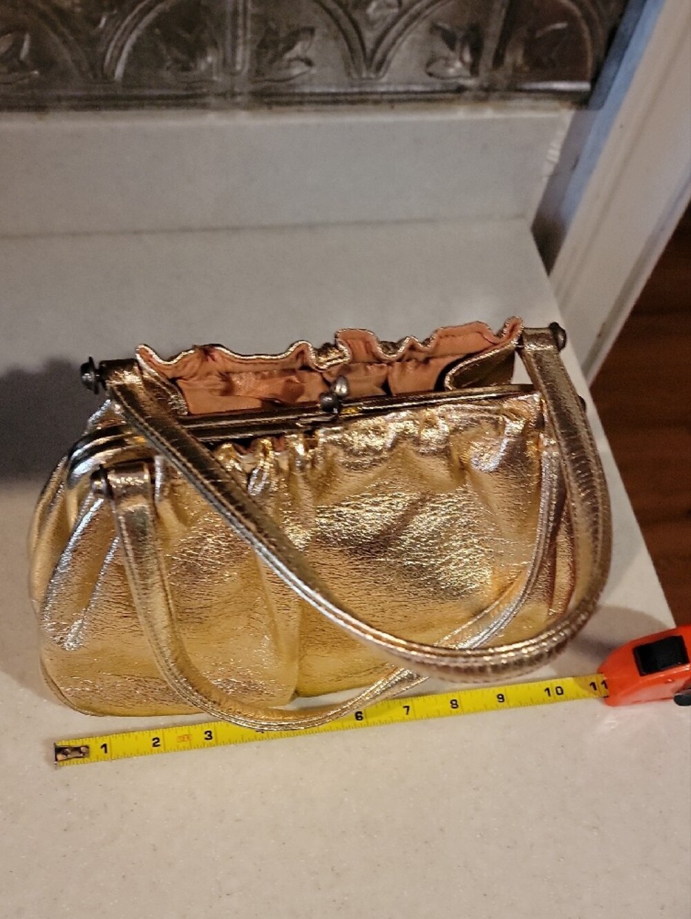 Gold Metallic Shoulder Bag -vintage Dumpline Style  Women’s Handbag - Picture 4 of 6